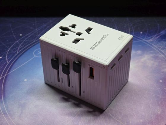 EZQuest WorldTravel 65W: The Ultimate Travel Companion? [Review]