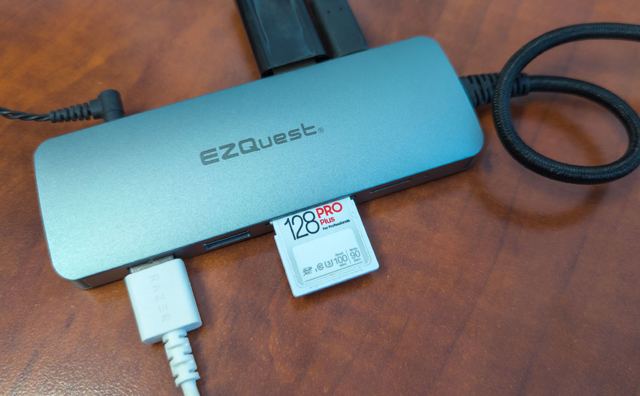 EZQuest 10-in-1 Hub review: A USB-C Gen2 hub with all the ports you need